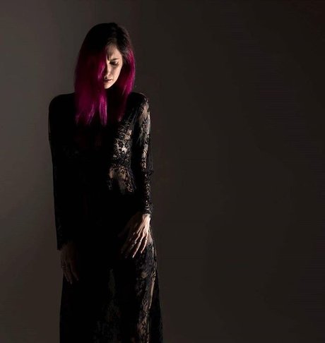 Poli Kap art star archive