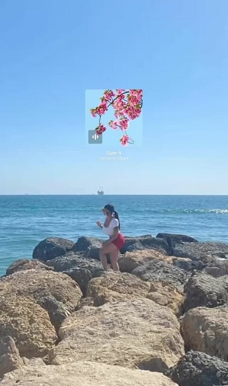 young onlyfans xxx pics