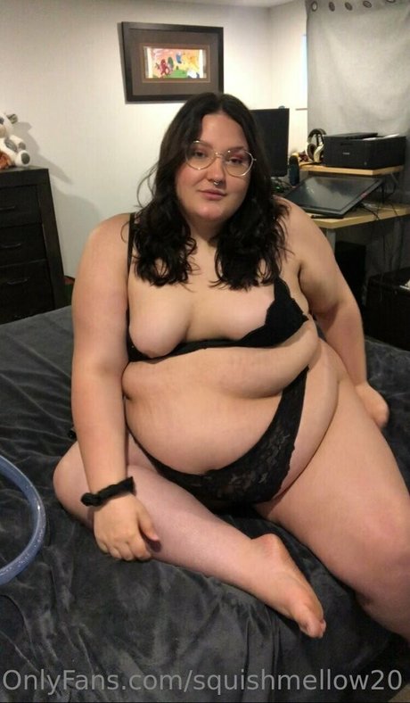 squishmellow20 erotic pornstar picture