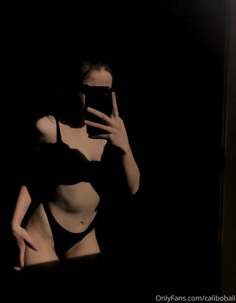 calibobali erotic model pictures