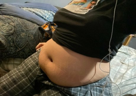 chubbyevilbrat erotic model img