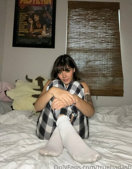 truebadash xxx pornstar image