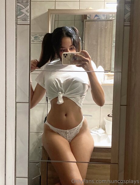 Suncosplays star adult archive