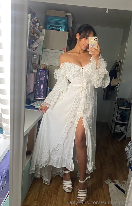 Suncosplays nice actress img