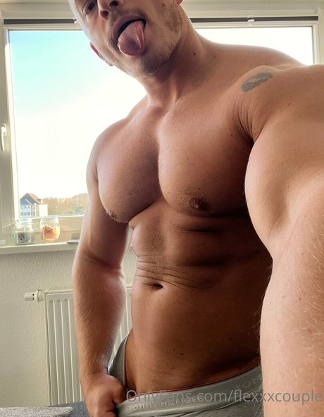 flexxxcouple art model pics