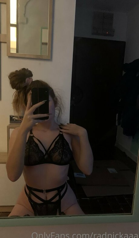 radnickaaa star gallery