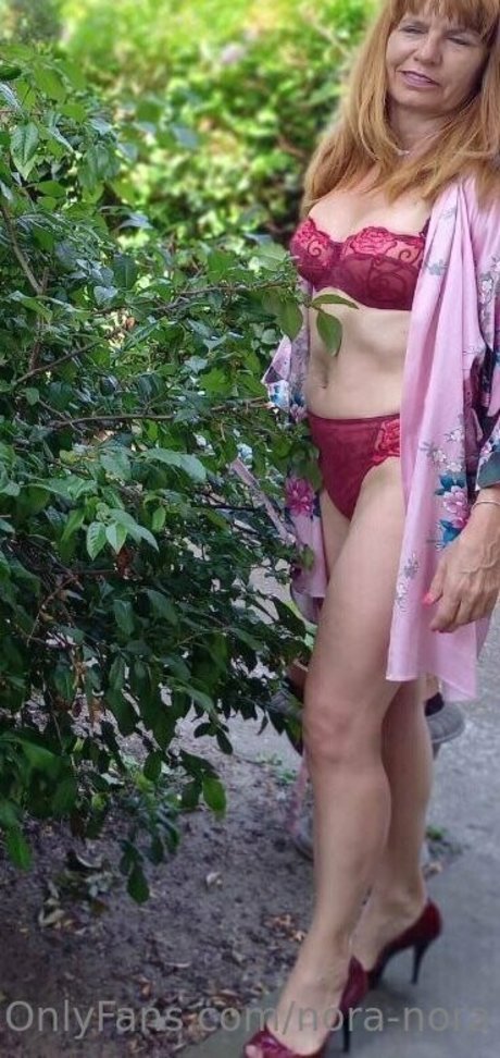 mom solo onlyfans art naked photo