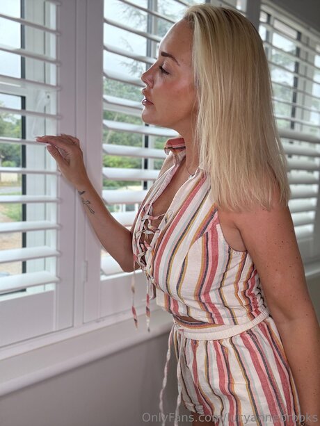 lesbian massage onlyfans top pic