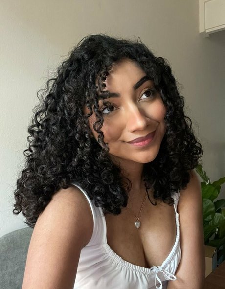 krystalogy perfect actress gallery