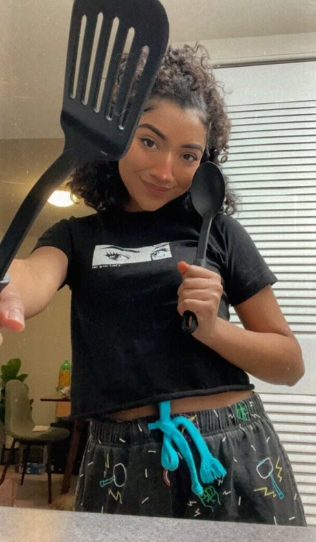 krystalogy hd model photos