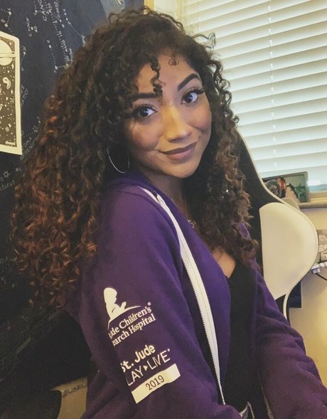 krystalogy pretty model pictures