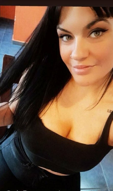 nenamalefica model pic