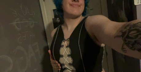 losernamedry pornstar hd image