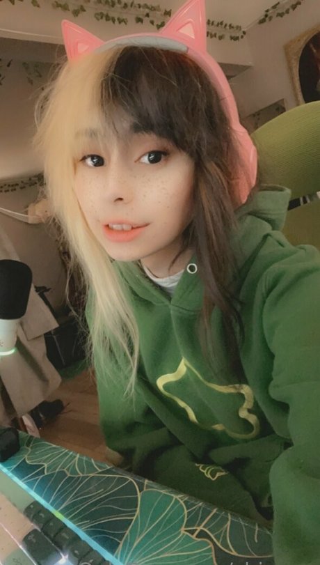 Shiruwu pornstar xxx picture