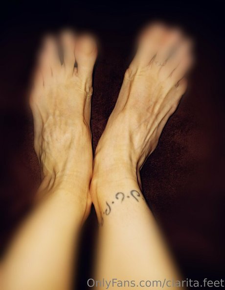 clarita feet hd star pics
