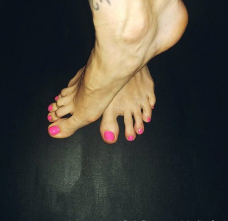 clarita feet xxx star galleries