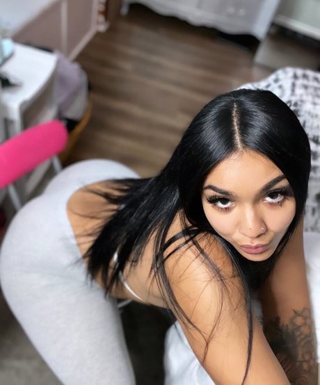 MarsTheWave nude actress photos