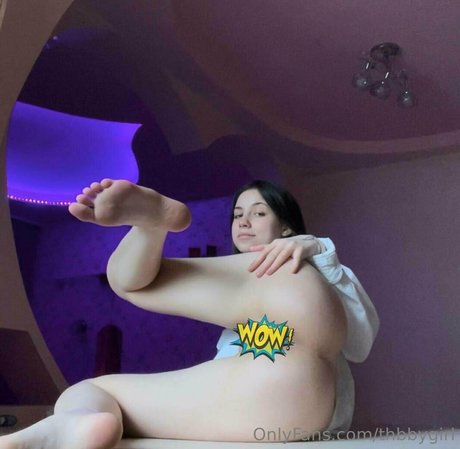 thbabyambarr nudes model picture