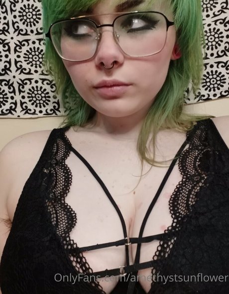 amethystsunflower sex model photo