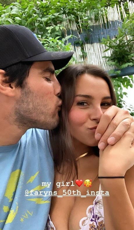 red hair onlyfans beautiful img