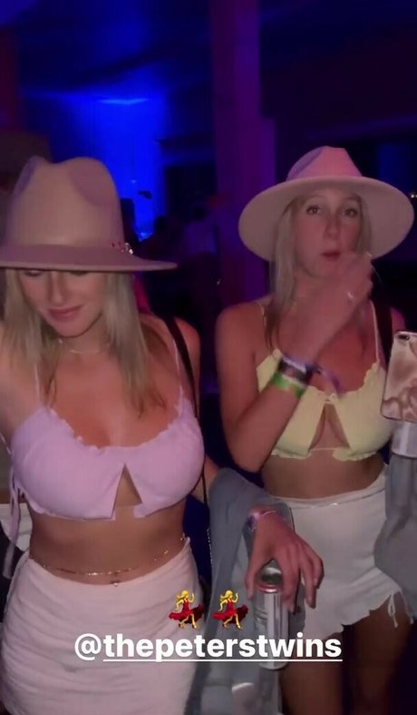 Peterstwins model sex picture