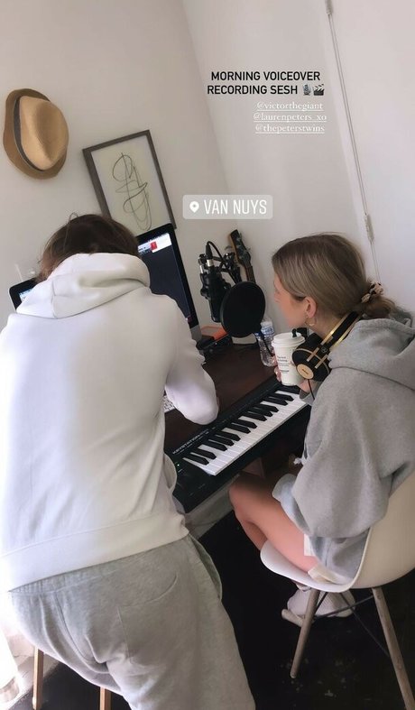 Peterstwins pornstar naked archive