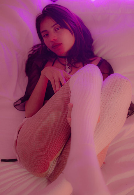 alicebluwu sexy actress photo