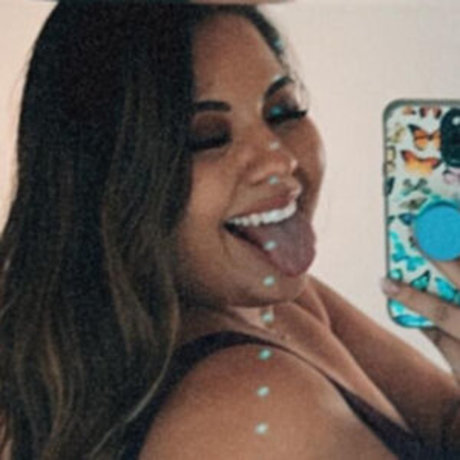 Kurvykristi69 star high quality image