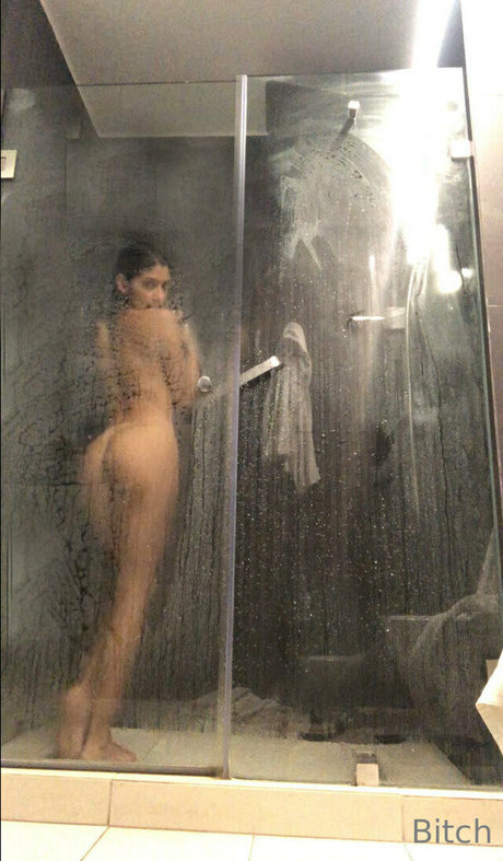 yas diaz19 pretty model picture