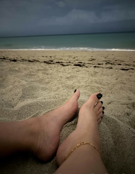 chicks with dicks onlyfans exclusive image