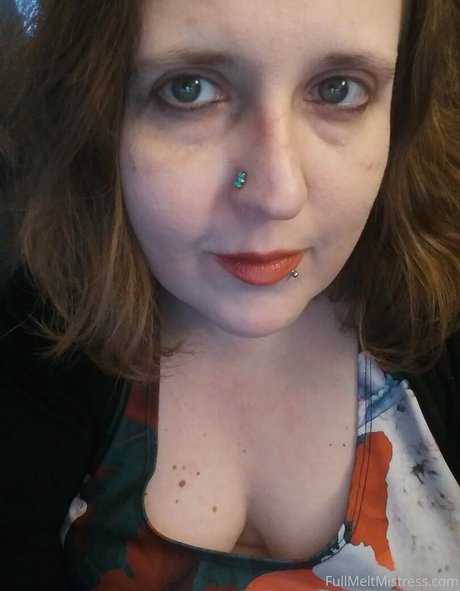fullmeltmistress model free photo