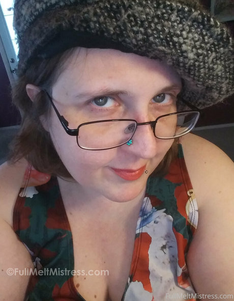 fullmeltmistress star sexy photos