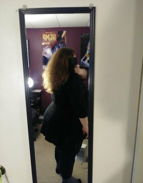 fullmeltmistress pretty model pictures