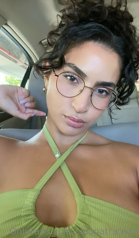 cleopatrateen pornstar best photos