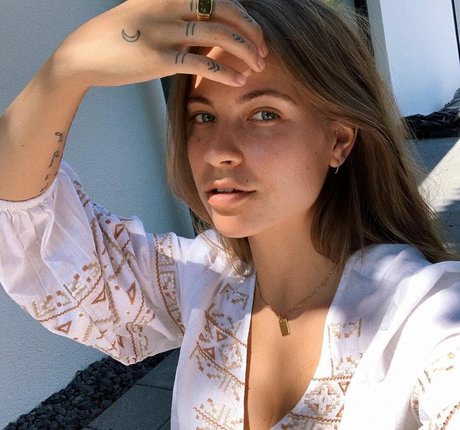 Melina Sophie star hd img