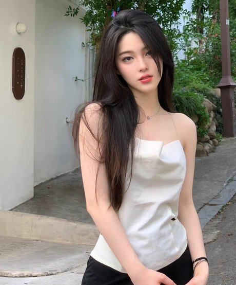 iamazhai Profile Pic