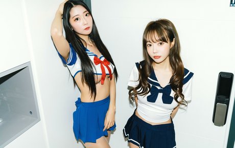 Jucy Nari pretty pornstar pic