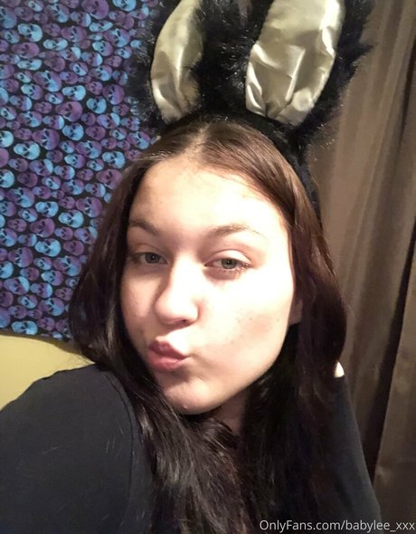 babylee xxx naked star image