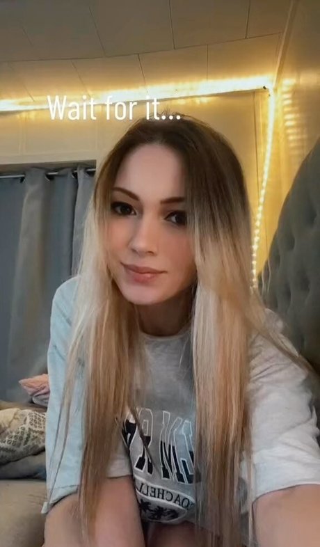 shemale fucks guy onlyfans hot sex pic