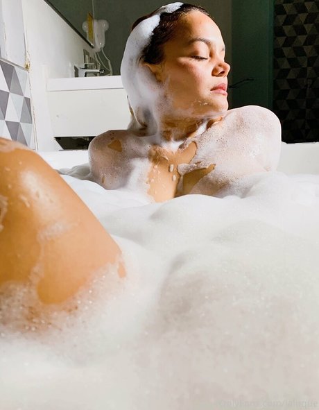 laluque porn model pics