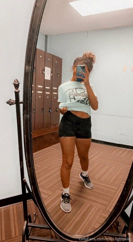 gorgeous milf onlyfans sexy img