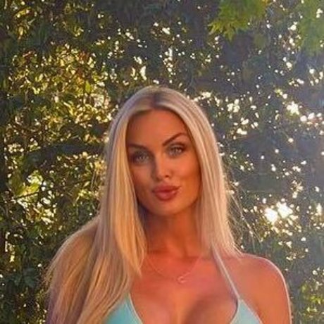 Kara C pornstar top img