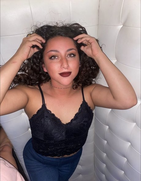 its kla0077 pornstar art img