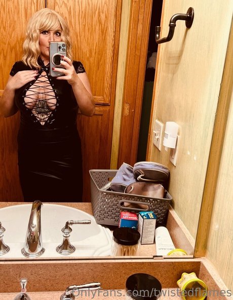 twistedflames star art galleries