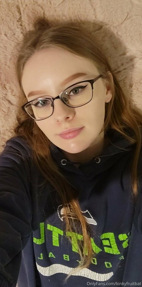 eating onlyfans sex image