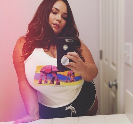 redhead pawg onlyfans beautiful image