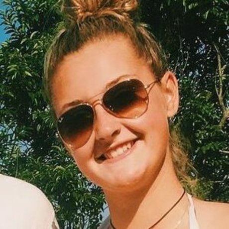 Tori C pornstar pretty img