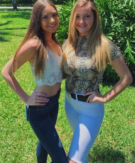 Tori C model hd photo