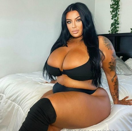 blonde natural onlyfans naked picture