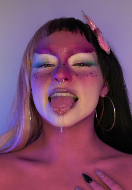 lamoon nsfw pornstar nude pic